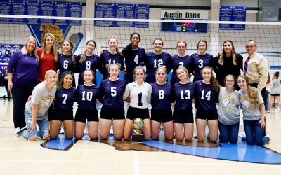 Farmersville sweeps Mabank to advance to area competition