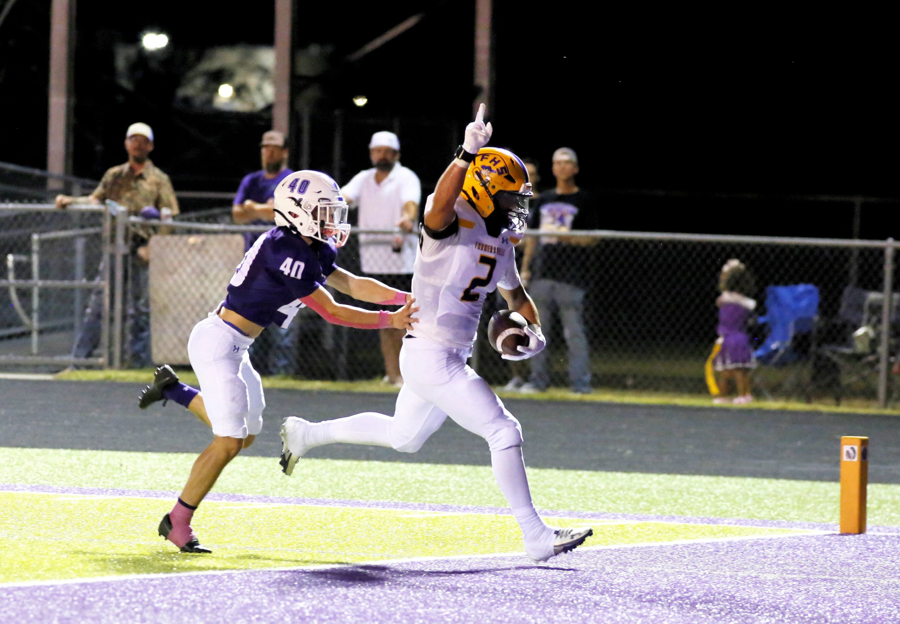 McAbee’s seven TDs lift Farmersville past Bonham