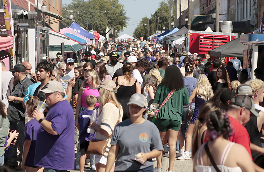 Perfect weather, record crowds highlight OTS
