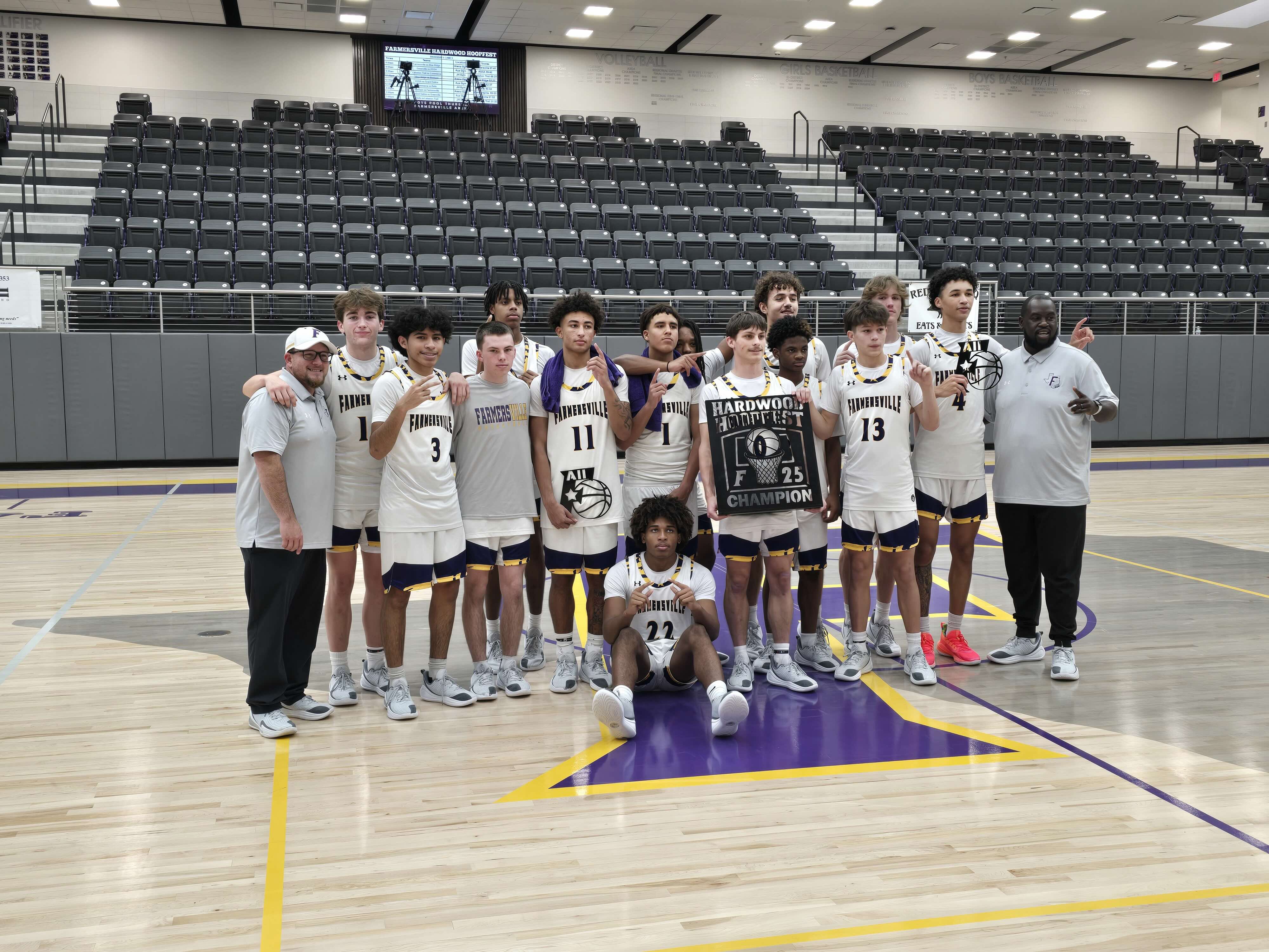 Farmers win Hardwood Hoopfest
