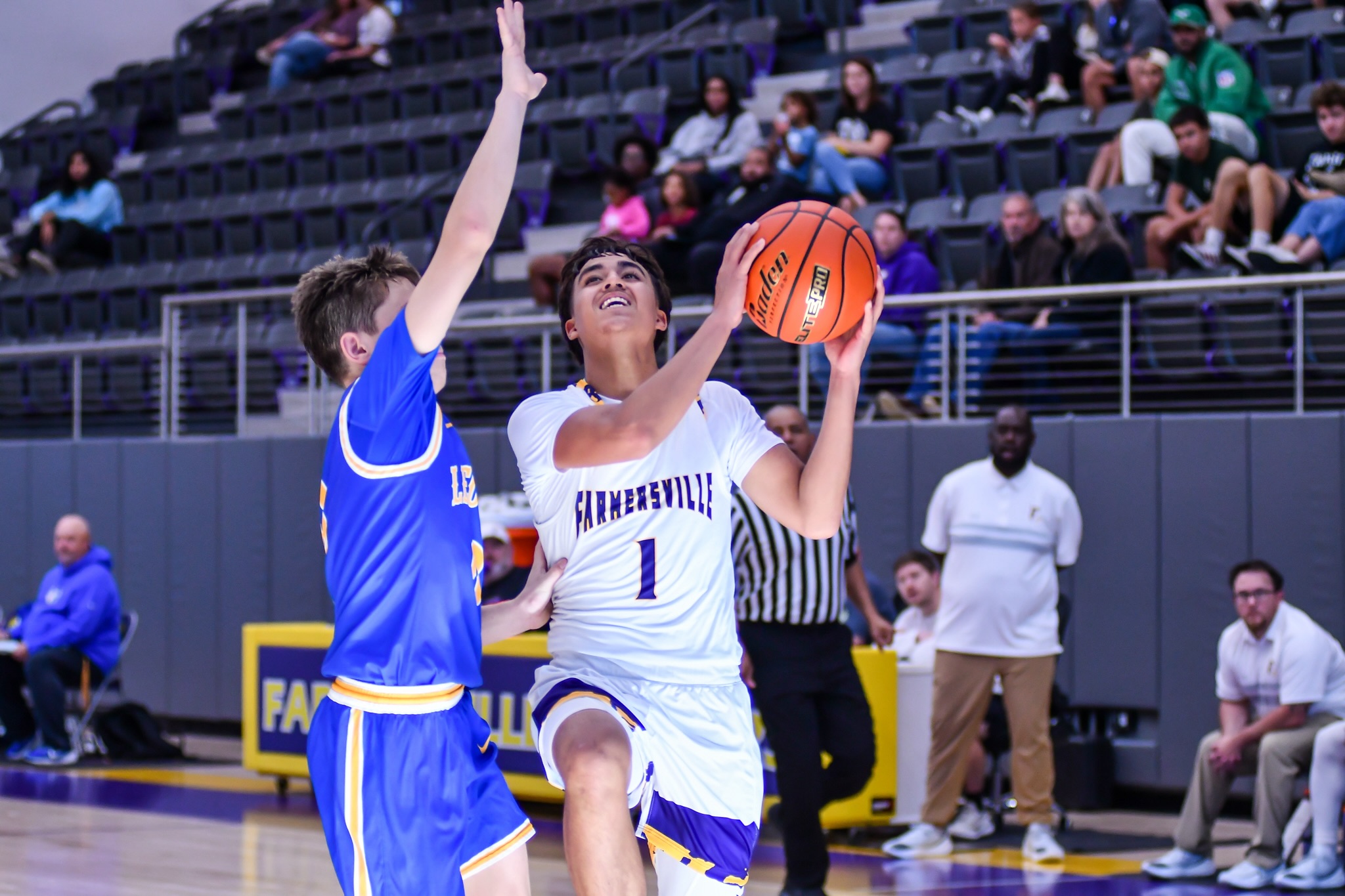 Chavez rallies Farmers in blowout win