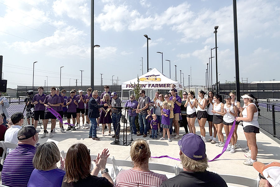 Farmersville ISD dedicates new tennis complex 