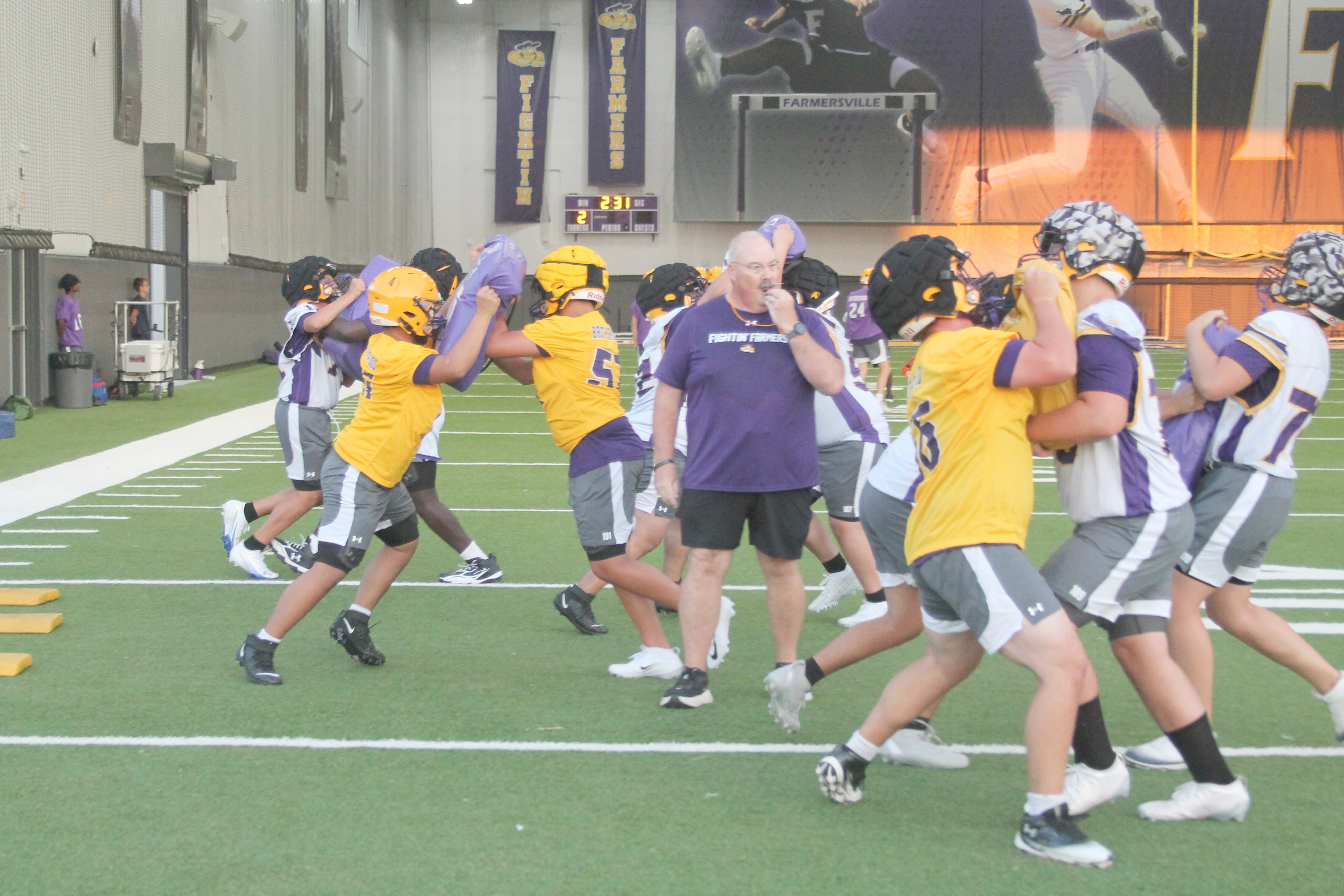 Mild weather greets fall sports teams on first day of fall practice