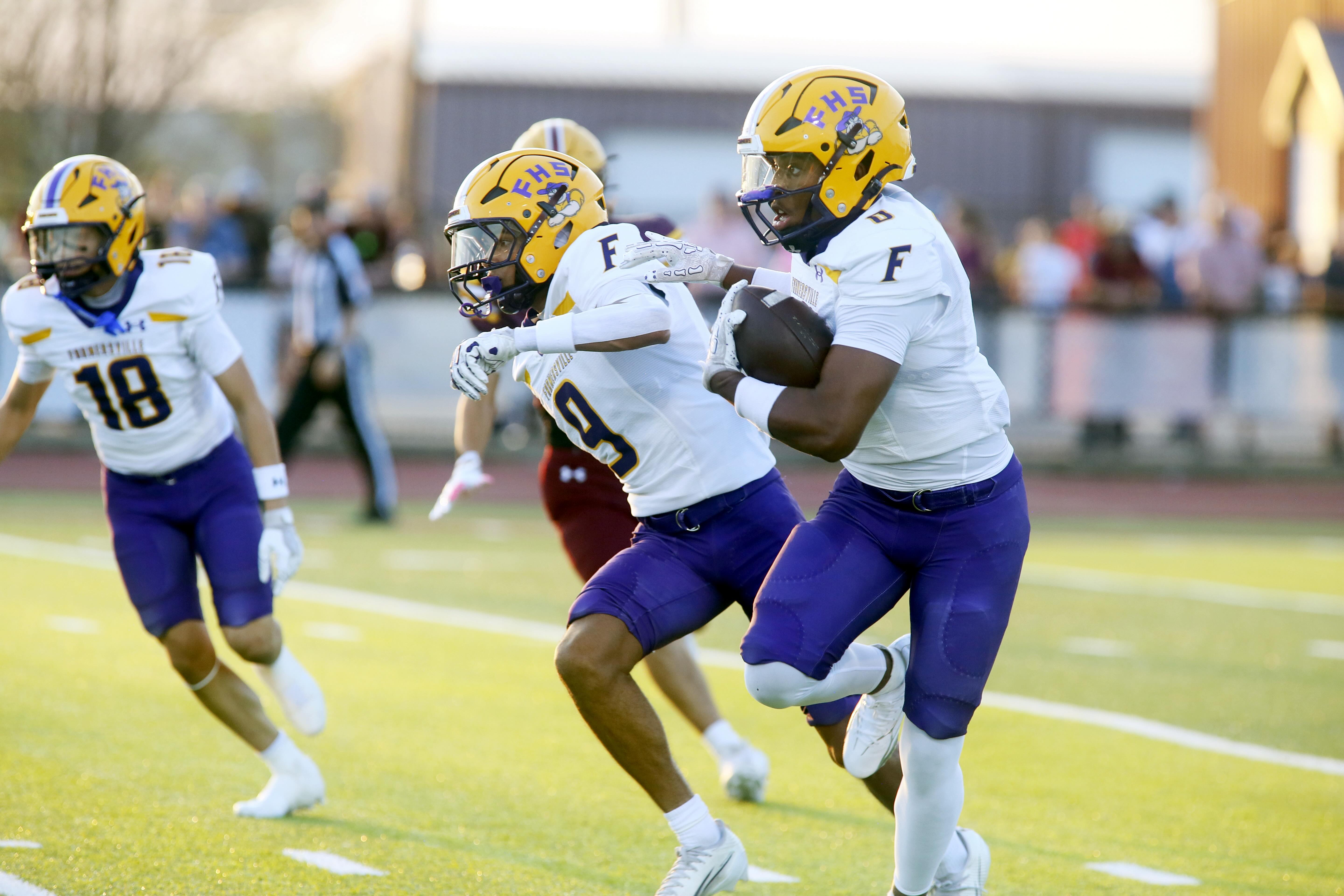 Bells’ rushing attack proves too much for Farmersville