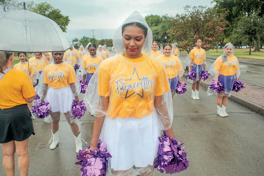 Rain fails to dampen Old Time Saturday